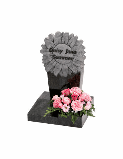 The beautifully rounded edges of the heart are complimented by a highly polished 'rose bowl' vase. The front of the base is 'splayed'.