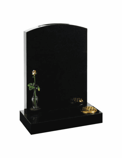 This simple camber top design is the perfect background for the modern stonemasons art.