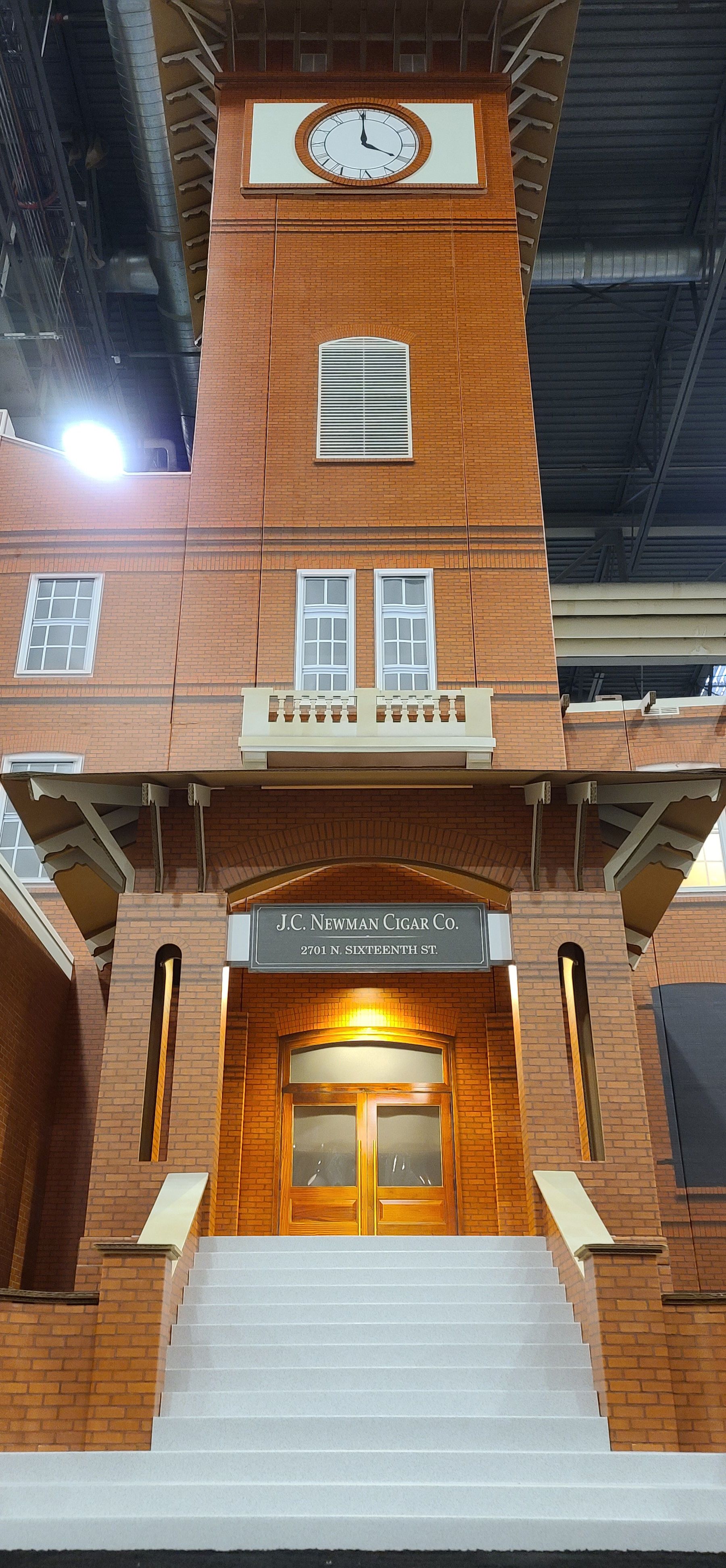 GOKARTON's J.C. Newman Trade Show Booth El Reloj Replica.