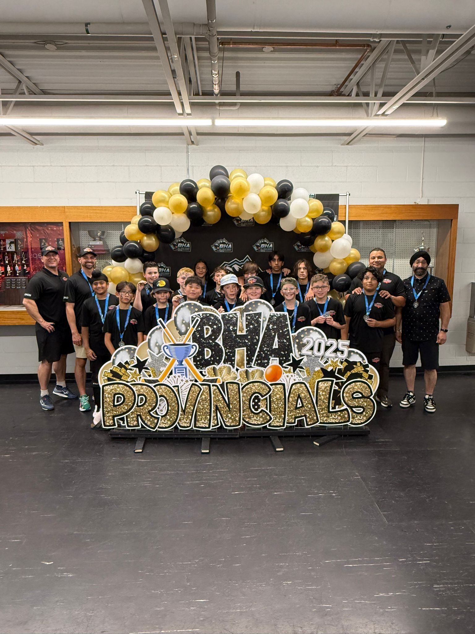 U13 Fury ball hockey team group photo at th BHA provincials after winning a silver medal