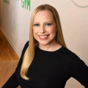 <p class="rteBlock">Shannon Lally McLay '96</p>