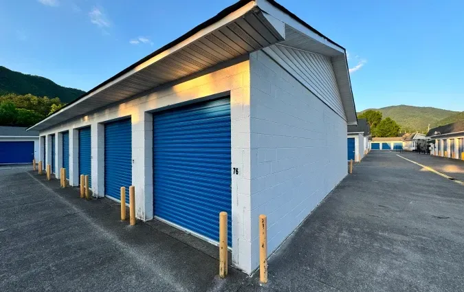 Drive Up Unit Row