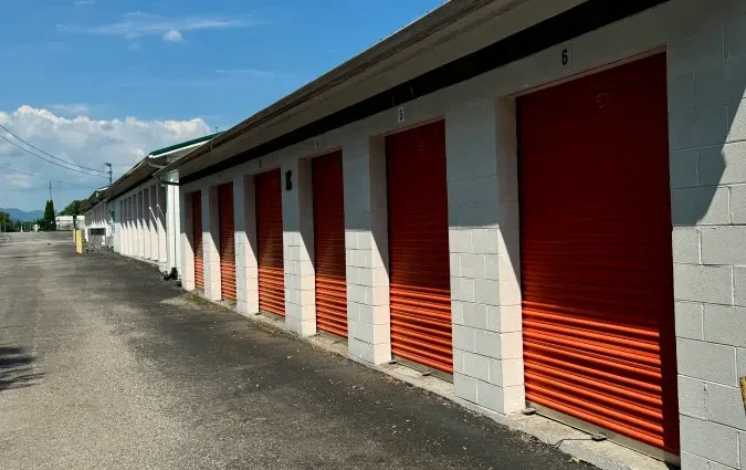 Drive Up Unit Row