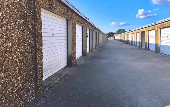 Drive Up Unit Rows