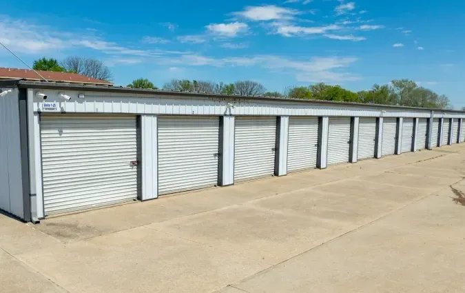 Drive Up Unit Row