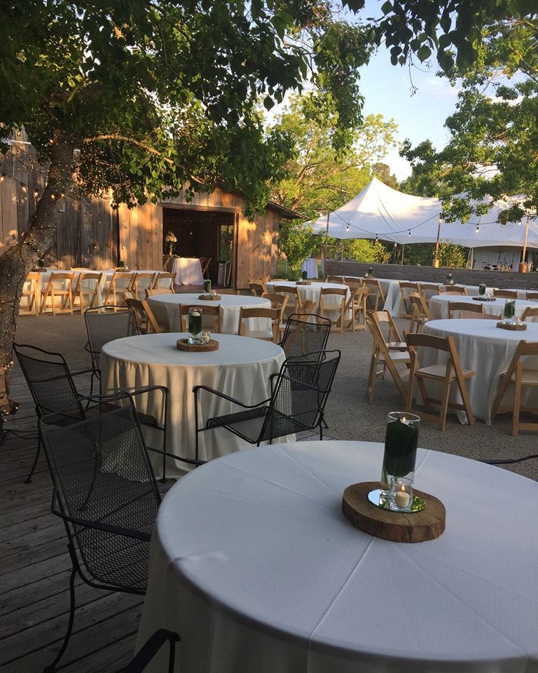 outdoor wedding reception at the white rose at waterloo farms