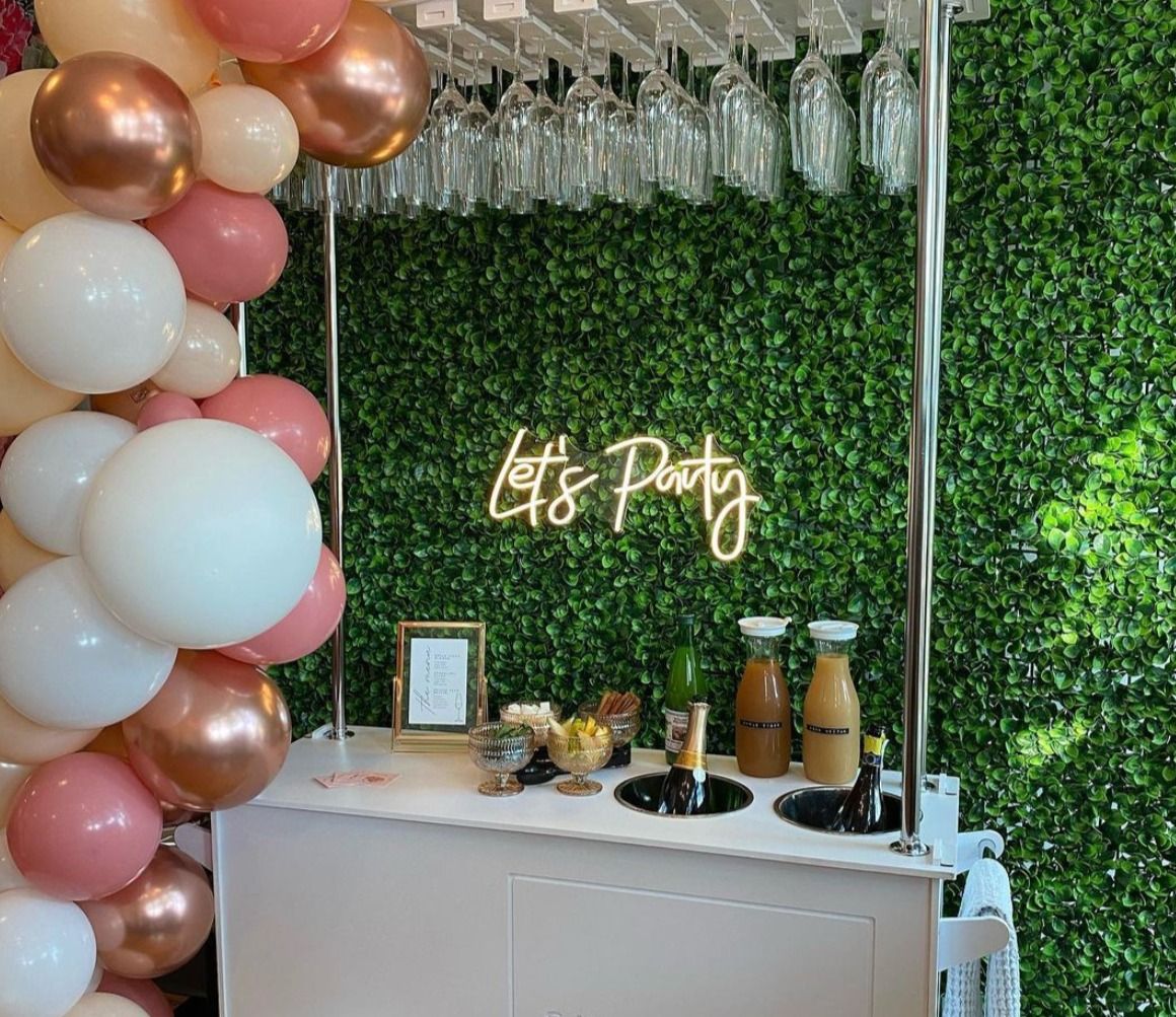 Champagne Cart Rental in Orlando, Tabitha's Balloon Bar