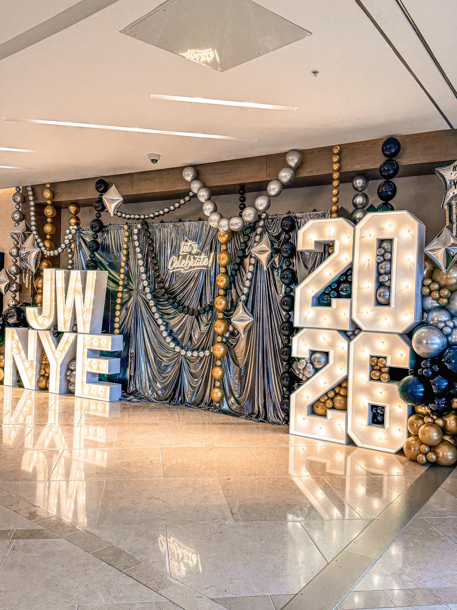 New Year's Eve decorations: lighted