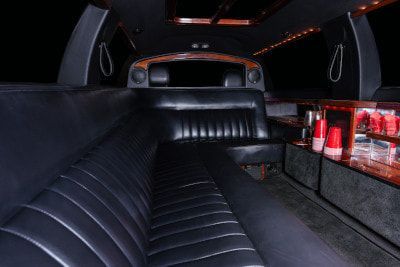 inside luxury lincoln limo rental