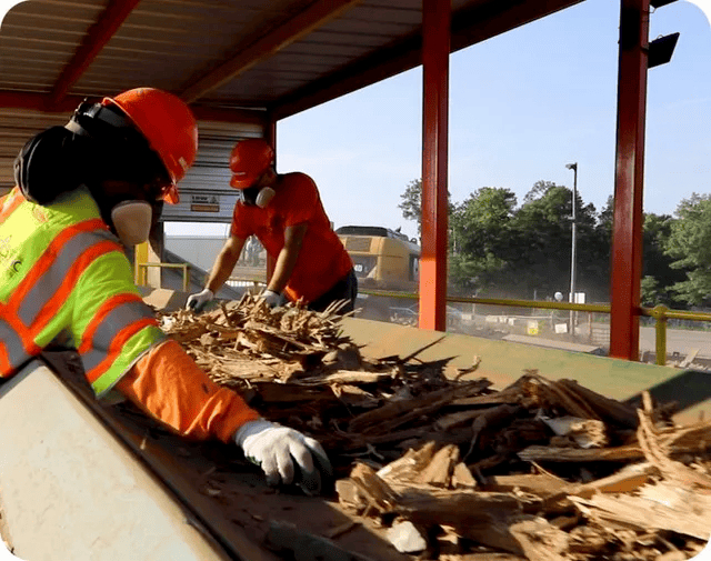 Natural & Dyed Mulch Delivery Charlottesville, VA