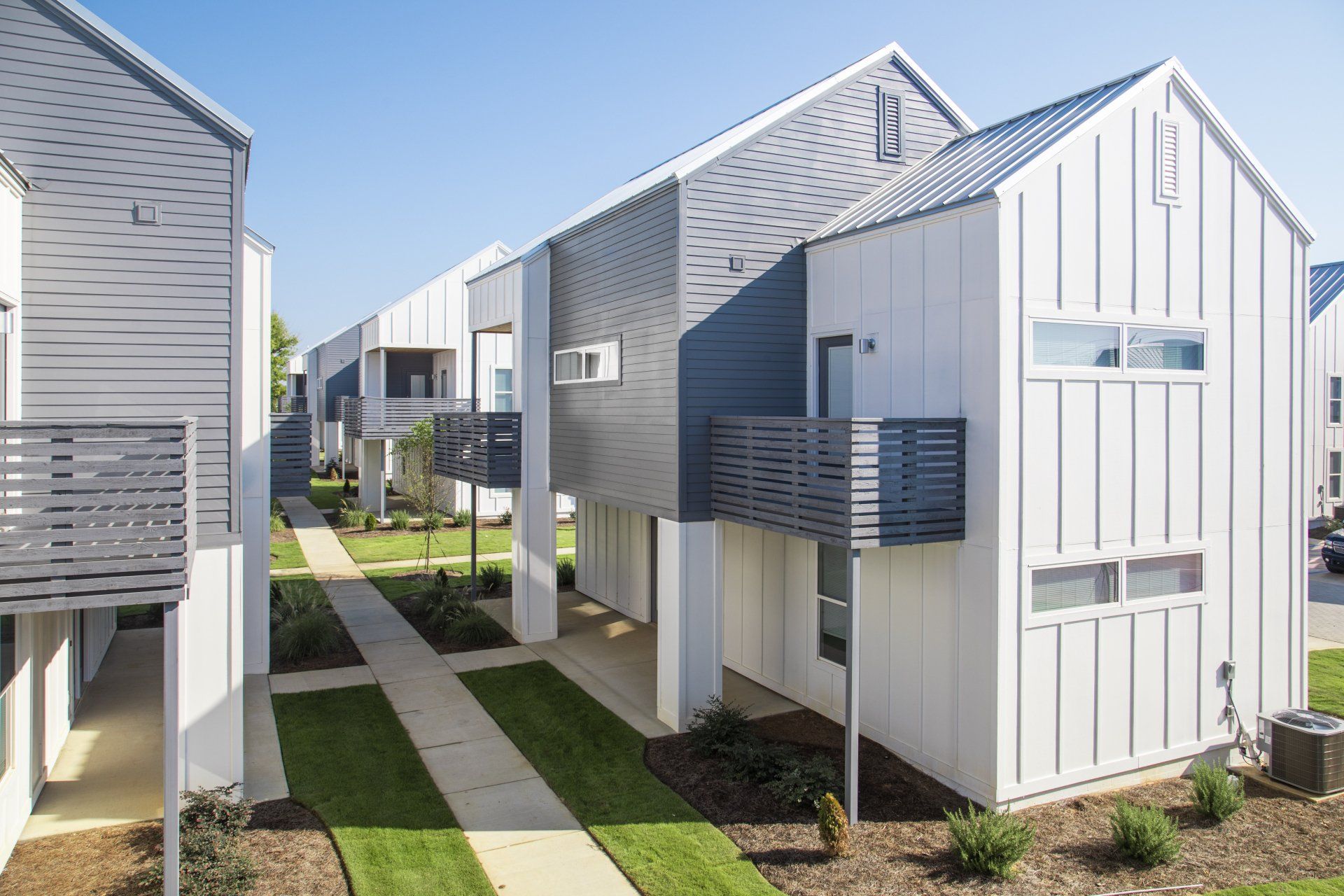 Elements on 30th Exterior