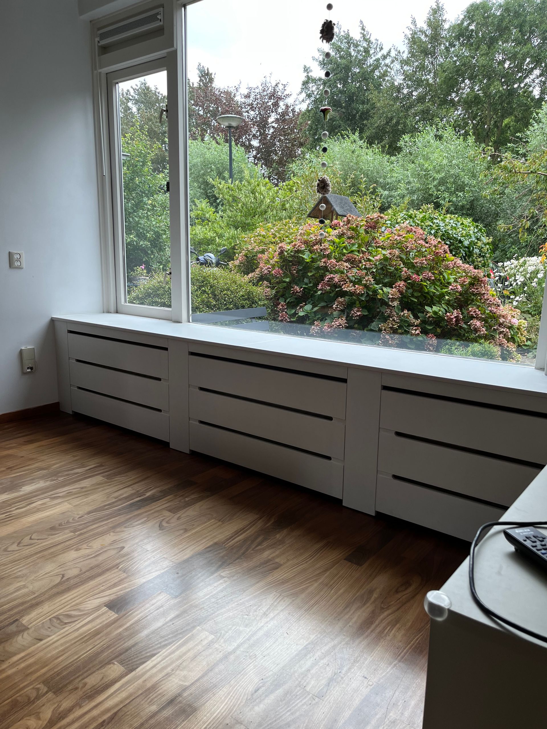 Bastiaans Meubelgarage | Radiator bekleding op maat