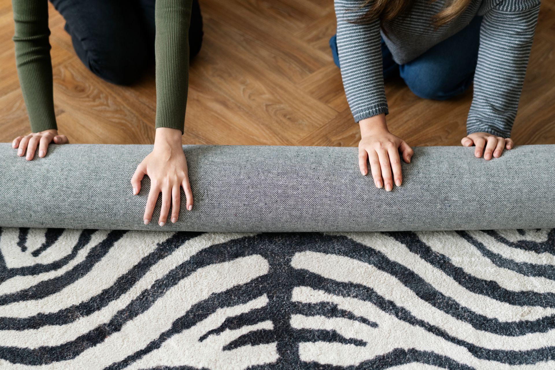 Reviving Old Rugs - Expert Tips for Restoring Faded Colors and Renewing Vibrancy in Santa Cruz County