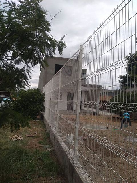 CERCAS Y MALLAS DEL VALLE