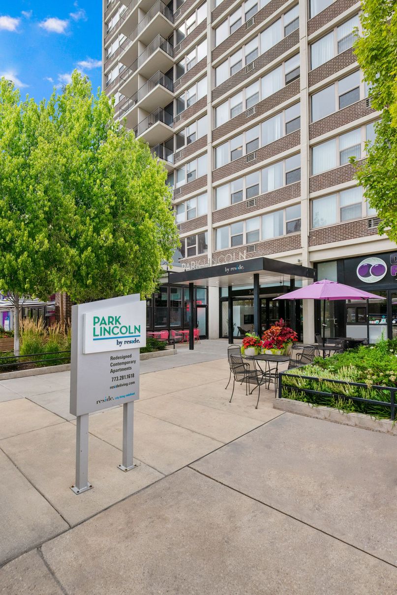 Entrance with sign at Park Lincoln by Reside.