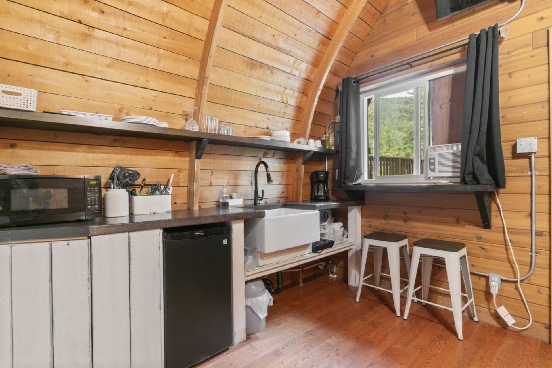 Cozy Cabins interior photo 4