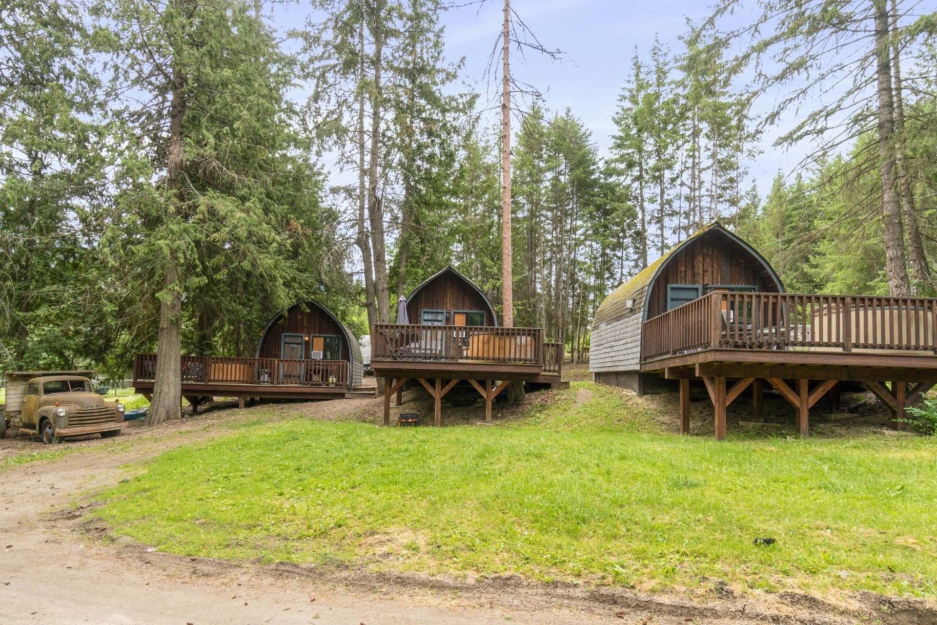 Three Cozy Cabins at Heritage Hill