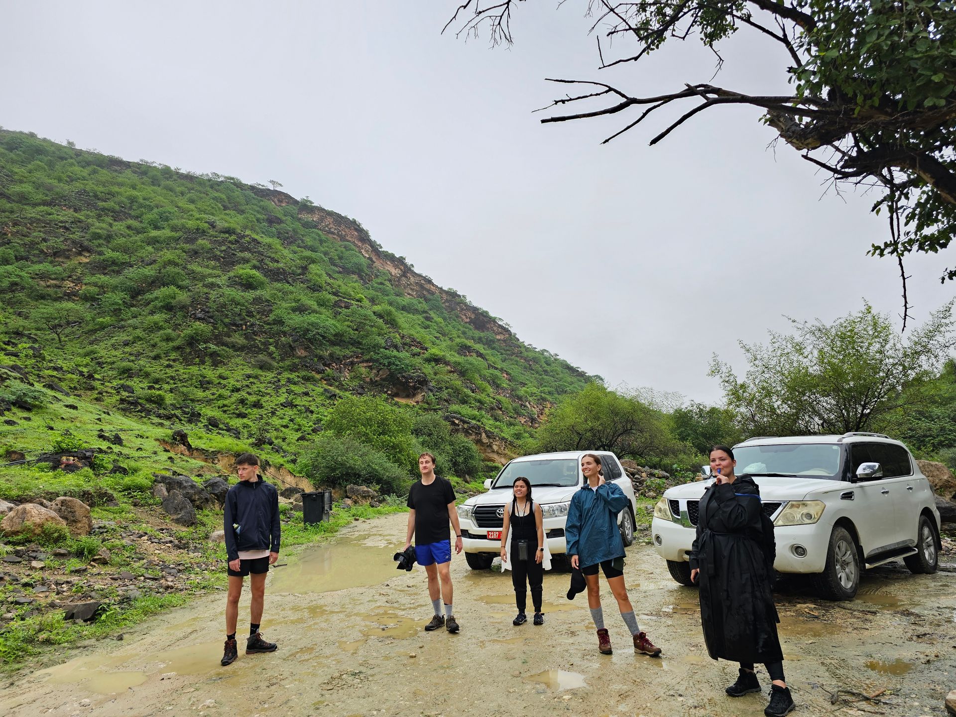 4x4 transportation in Salalah with arabian wanderers