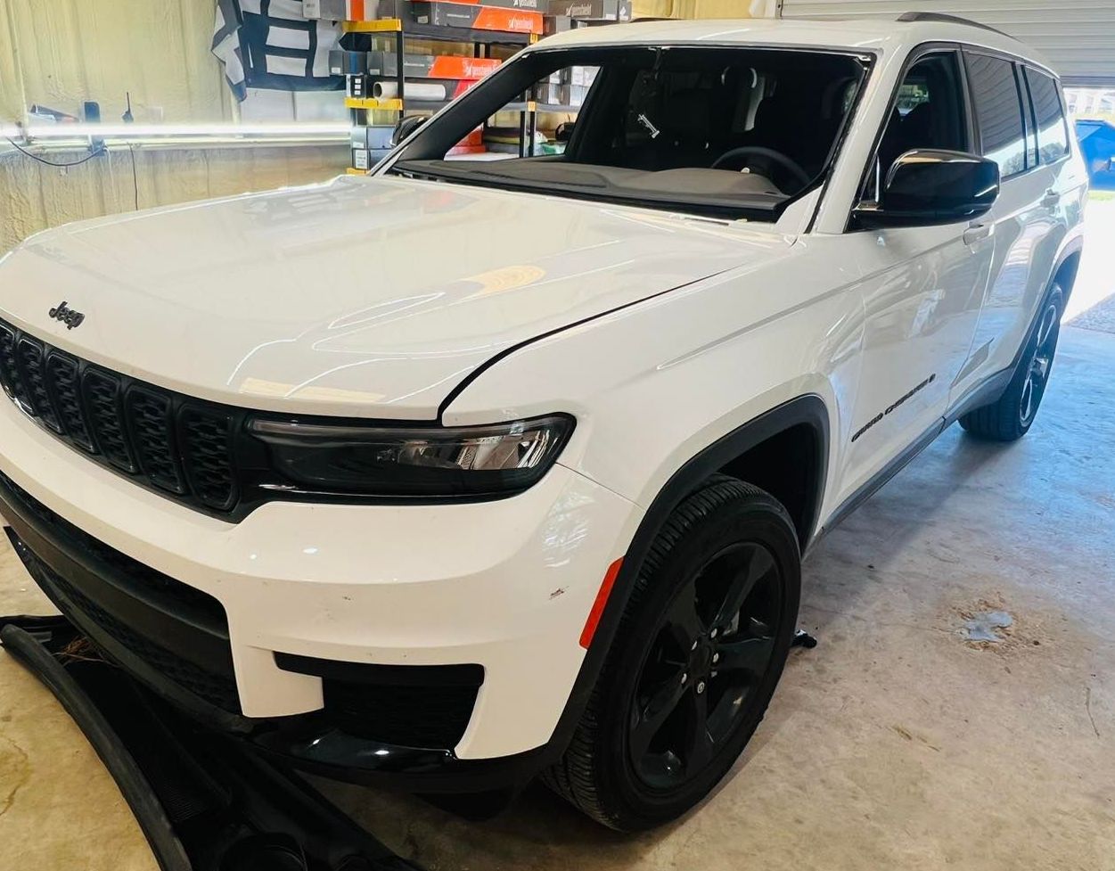 Before windshield replacement in Marksville, LA