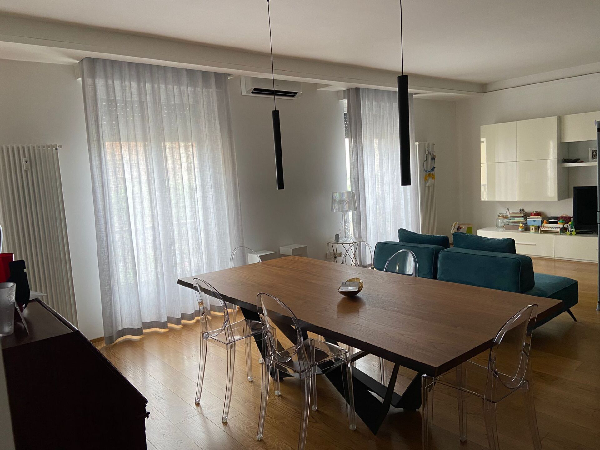 Tendaggi moderni