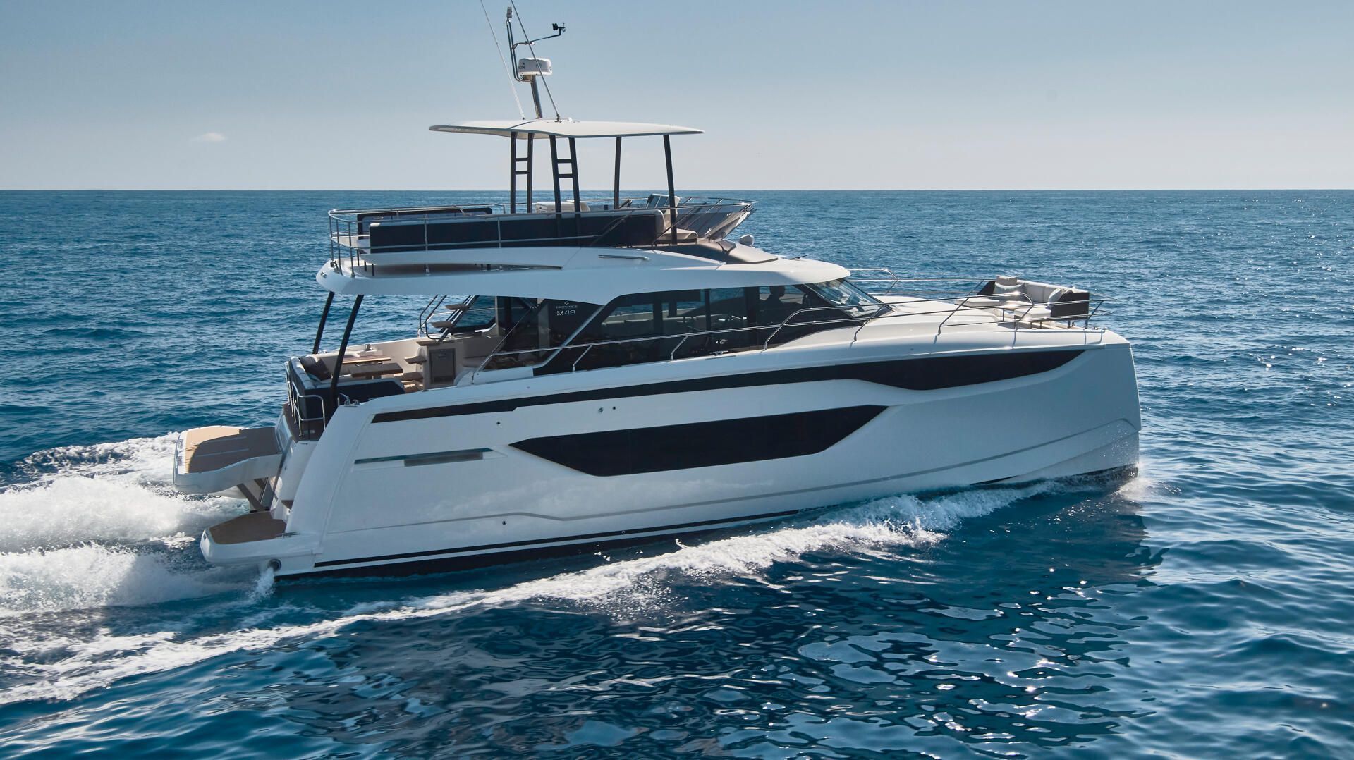 Business on a Boat - with Chris Paddey.  Strategy. Creativity. Impact.