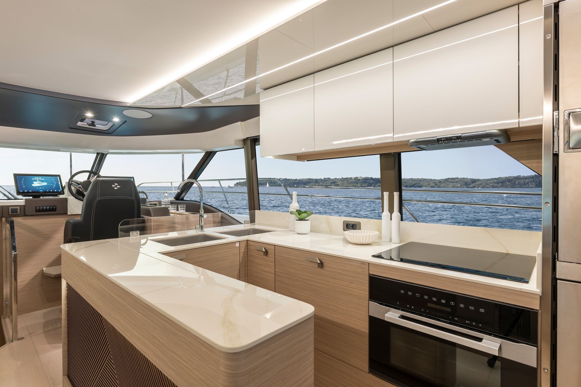 Business on a Boat - with Chris Paddey.  Strategy. Creativity. Impact.