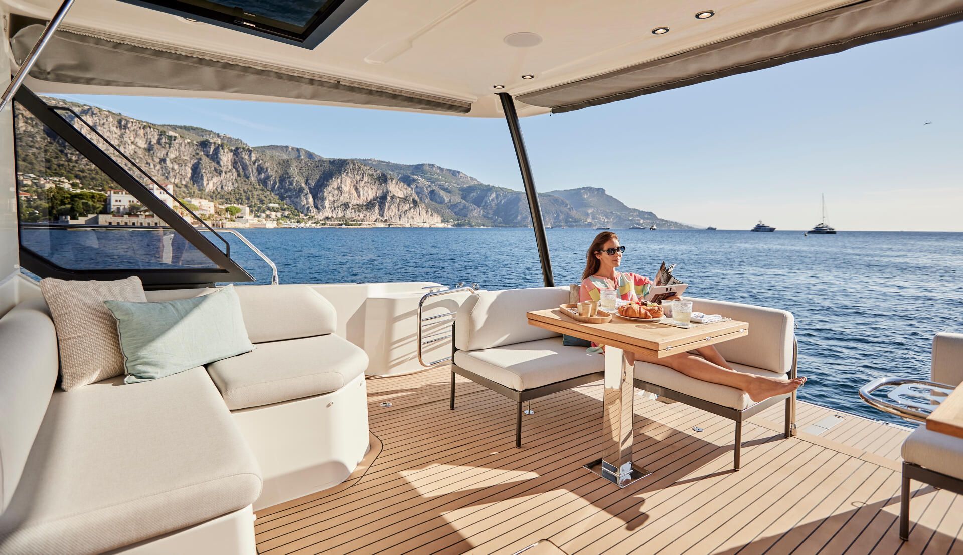 Business on a Boat - with Chris Paddey.  Strategy. Creativity. Impact.