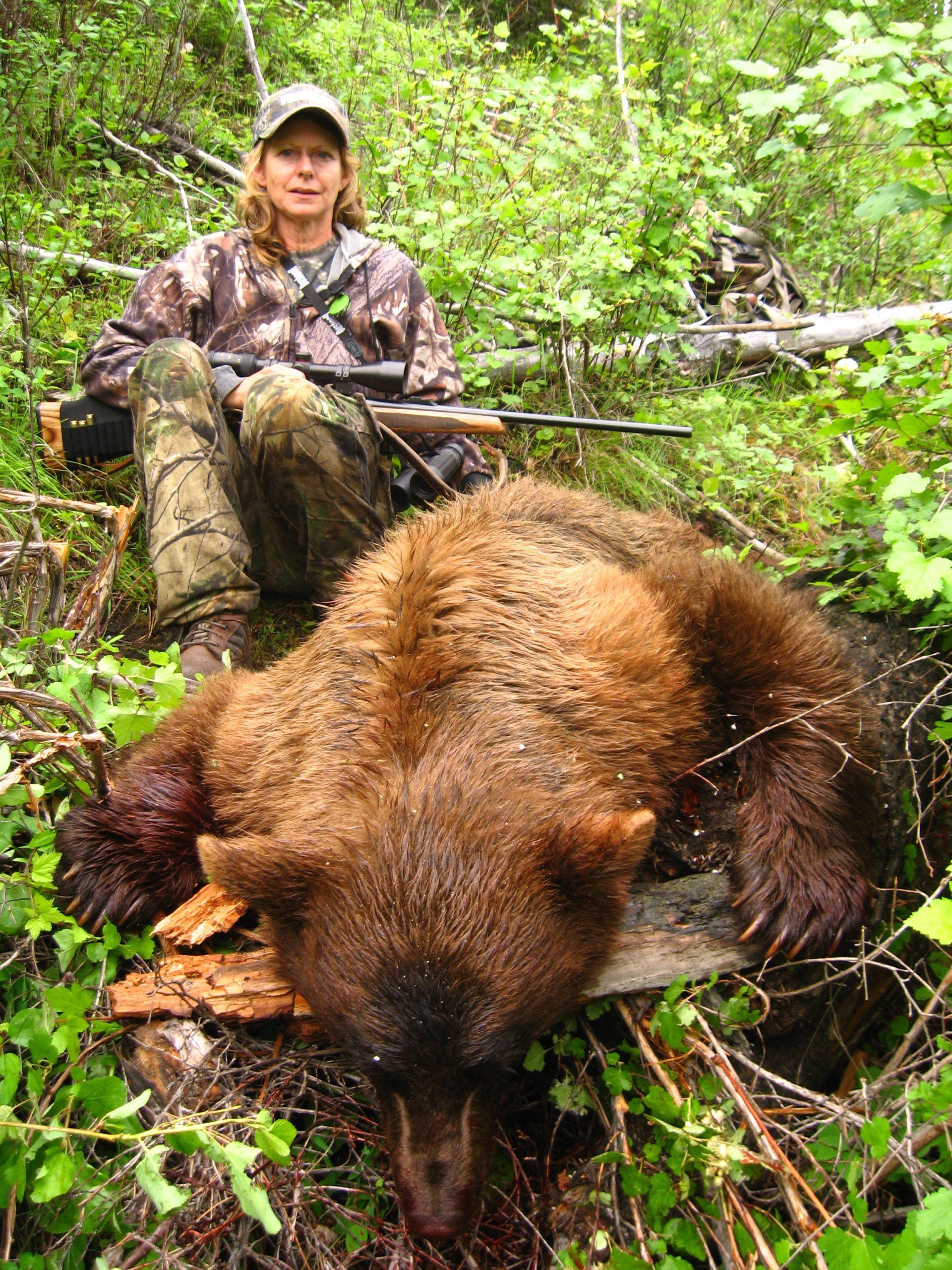 Idaho Bear hunting, Idaho bear hunt, Elk Springs Outfitters hunting guide service