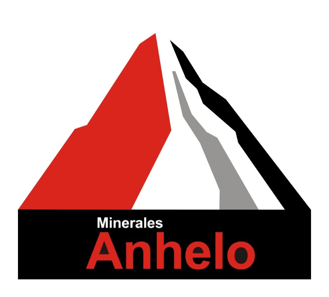 Logotipo de Minerales Anhelo con una montaña estilizada en rojo, blanco y negro, y texto