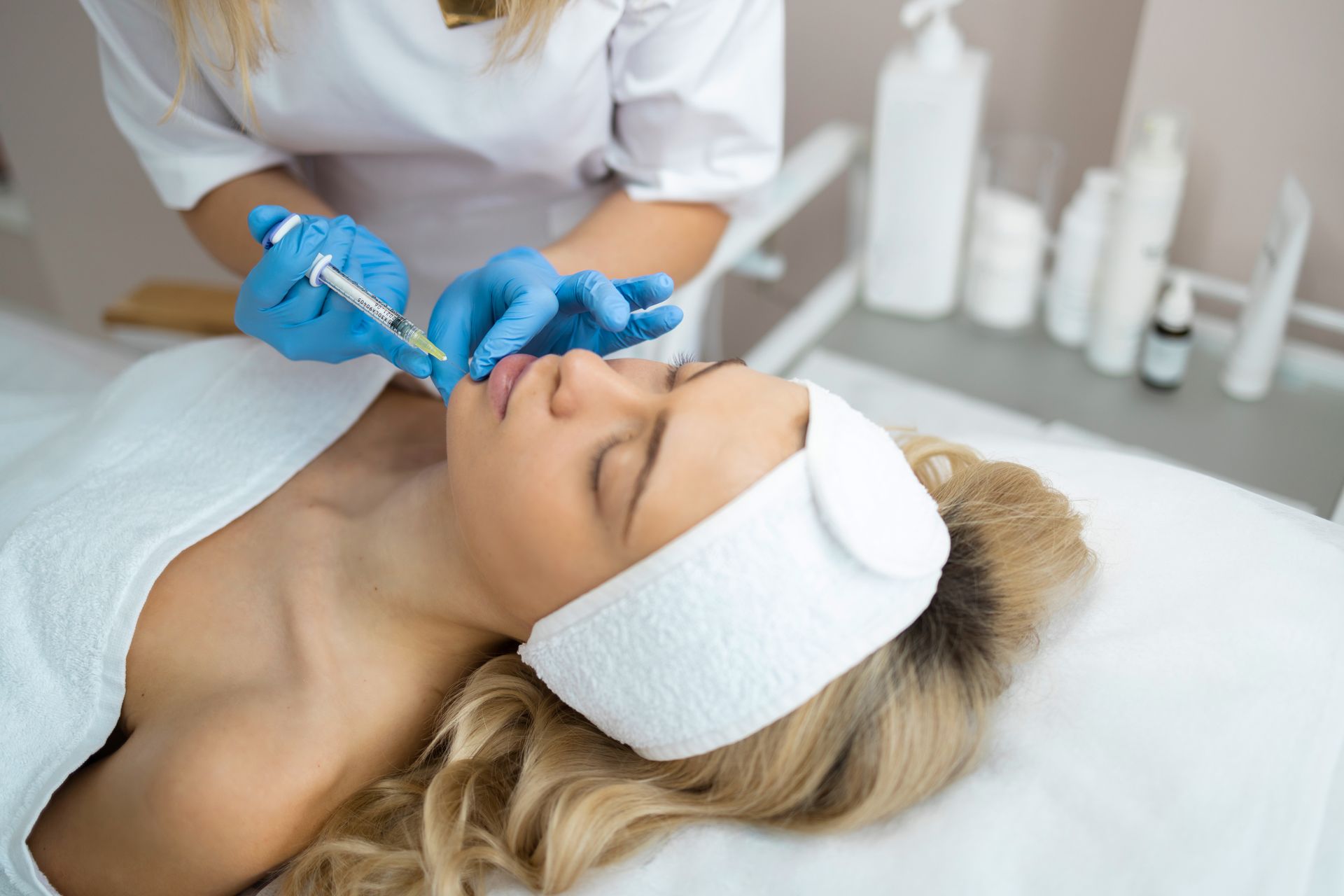 woman getting lipo