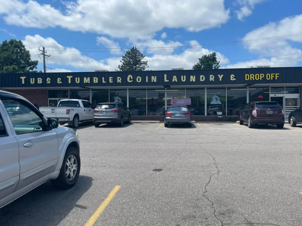 About Tubs & Tumblers Coin Laundry And Drop-Off Service