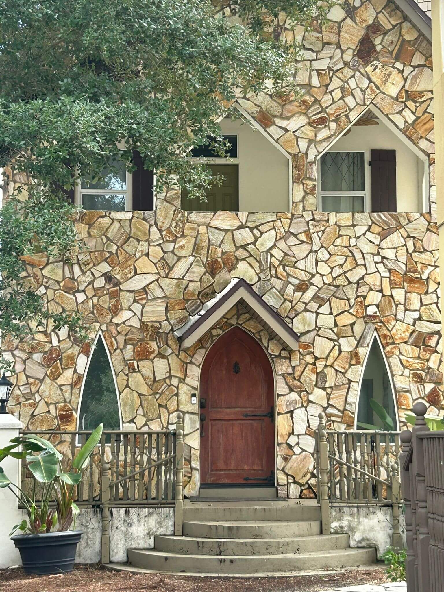 Masonry on walls in St. Louis, MO