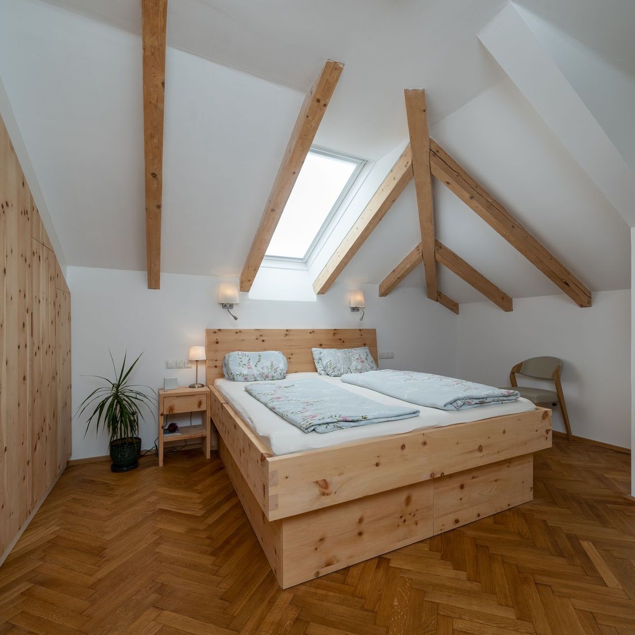 Schlafzimmer Zirbe massiv