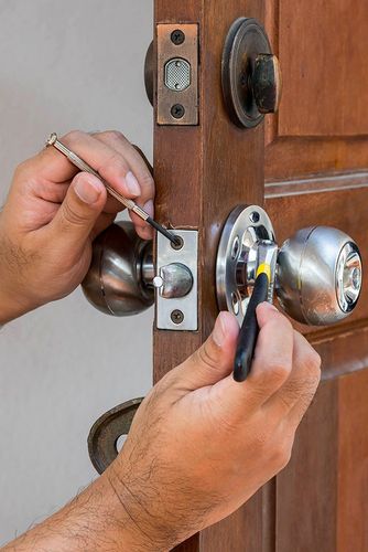 Domestic Door Lock — Logan QLD — Aces Locksmiths Domestic Door Lock — Logan QLD — Aces Locksmiths