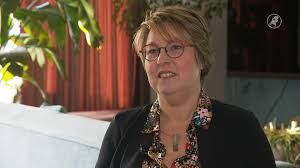 Hart van Nederland. Antoinetta kreeg 20 jaar lang onterecht diagnose depressie, bleek tumor te zijn