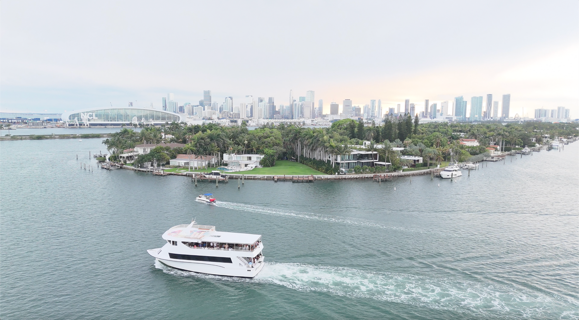 miami boat tour, Star Island Miami, Cruise