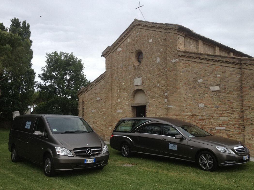 Pulmino e autofunebre Mercedes