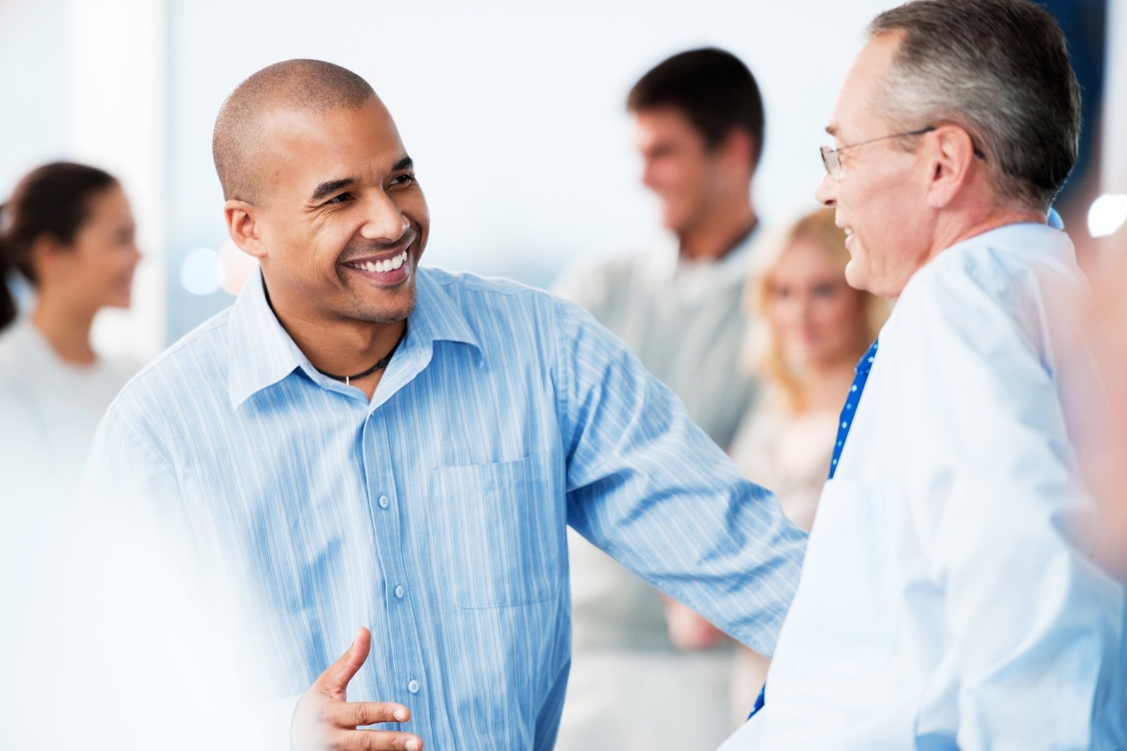 serene employees in the workplace thanks to sophrology