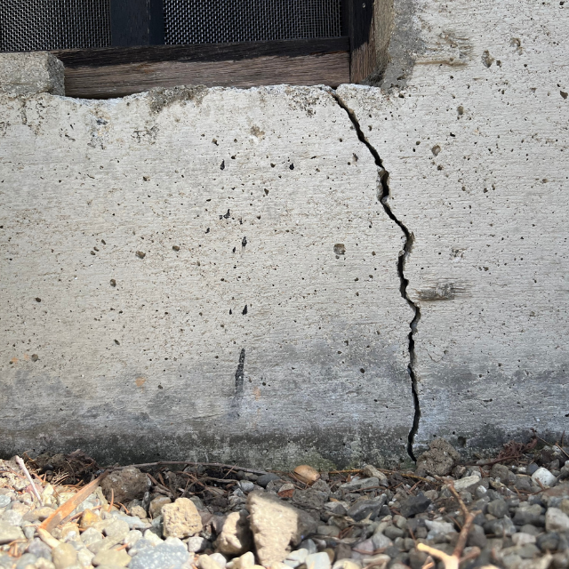 Foundation crack repair for a home in Bend, OR