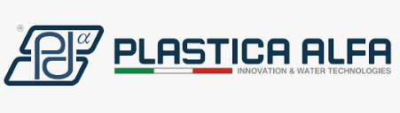 Logo di Plastica Alfa con icona e testo blu, barra con bandiera italiana e slogan.