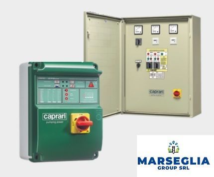 Quadri elettrici di controllo verdi e beige, con marchio Caprari e vari interruttori e indicatori.