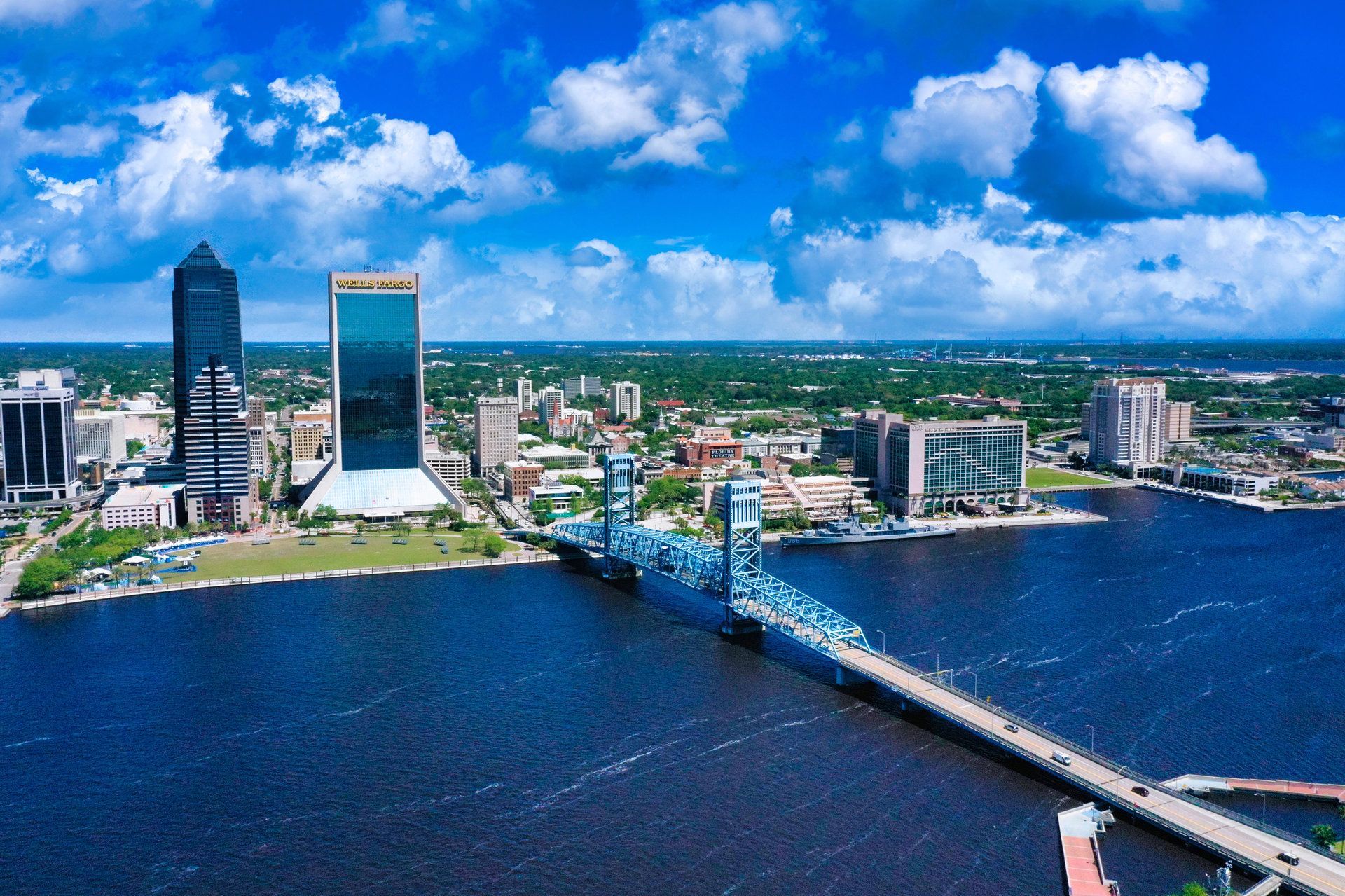 Aerial view of downtown Jacksonville, Florida, and the Main Street Bridge over the St. Johns River