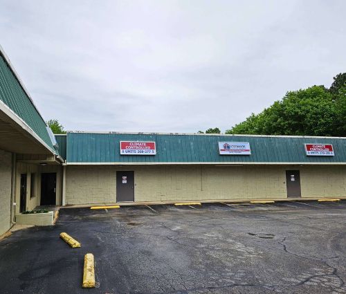Exterior of the climate-controlled storage building at StorMark Self Storage on West Kings Highway in Paragould, Arkansas