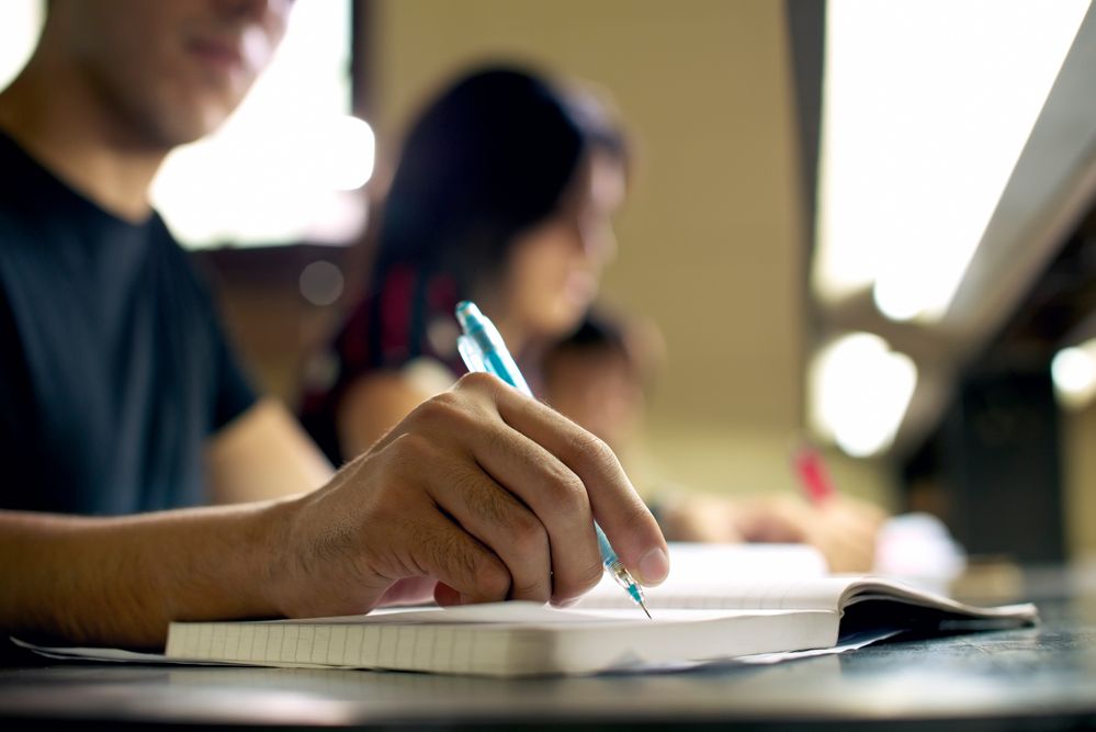 Come sono le domande e come si svolge il quiz per il rilascio della patente