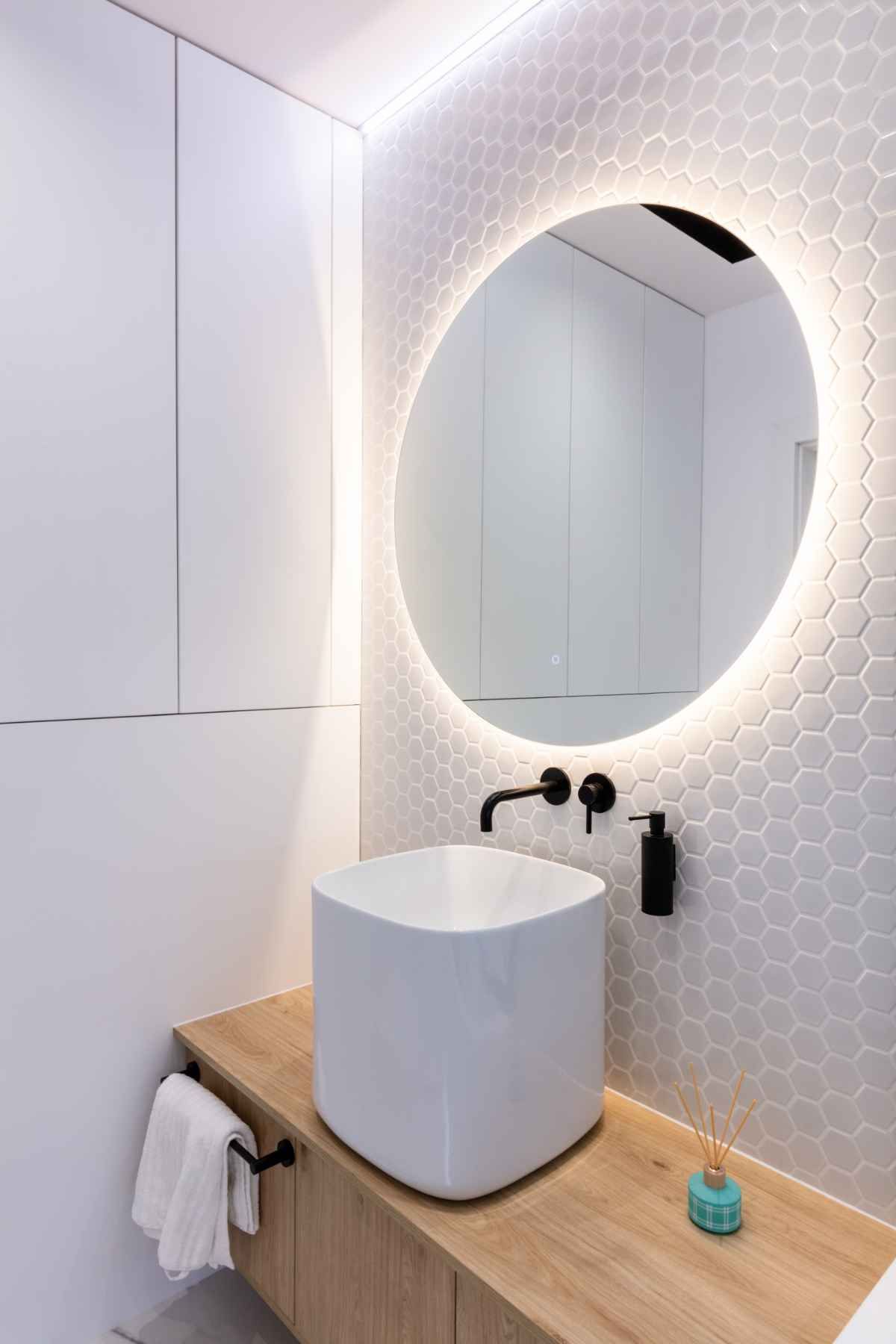 Bathroom Lighting kitchener