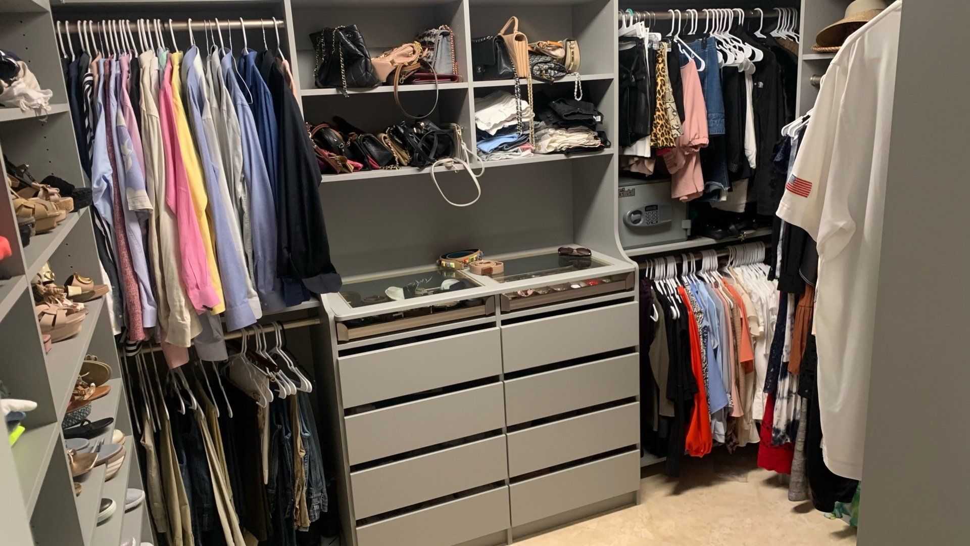 Cloud Finish, Flat Panel Walk In Closet System