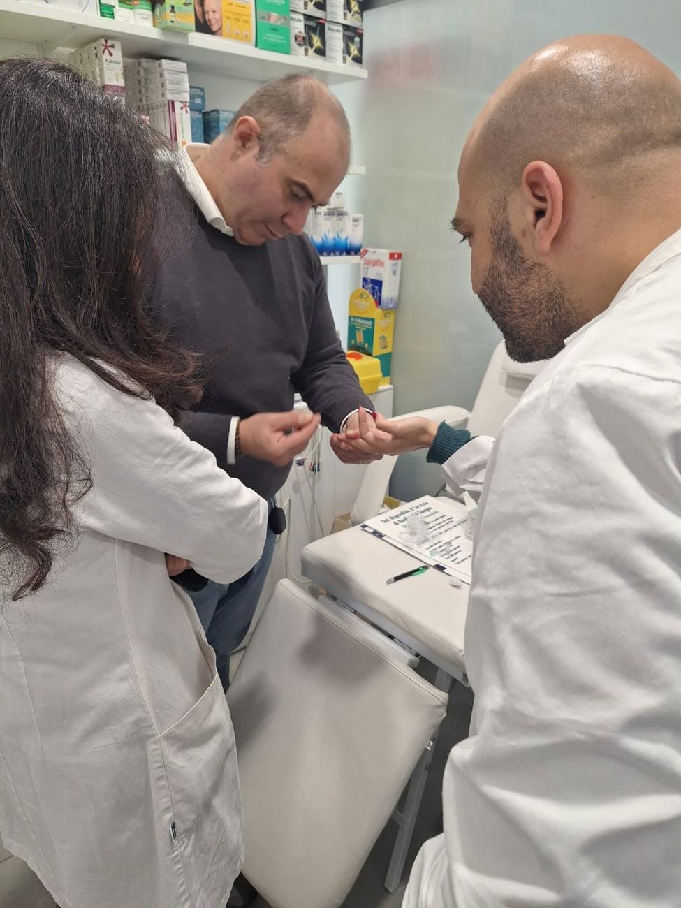 Tecnico in installazione di attrezzatura farmaceutica