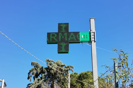 Croci a Led e Ledwall per farmacia