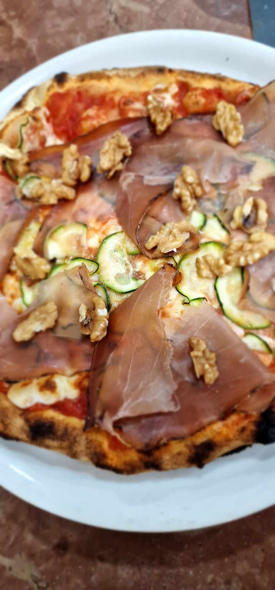 pizza zucchine e noci