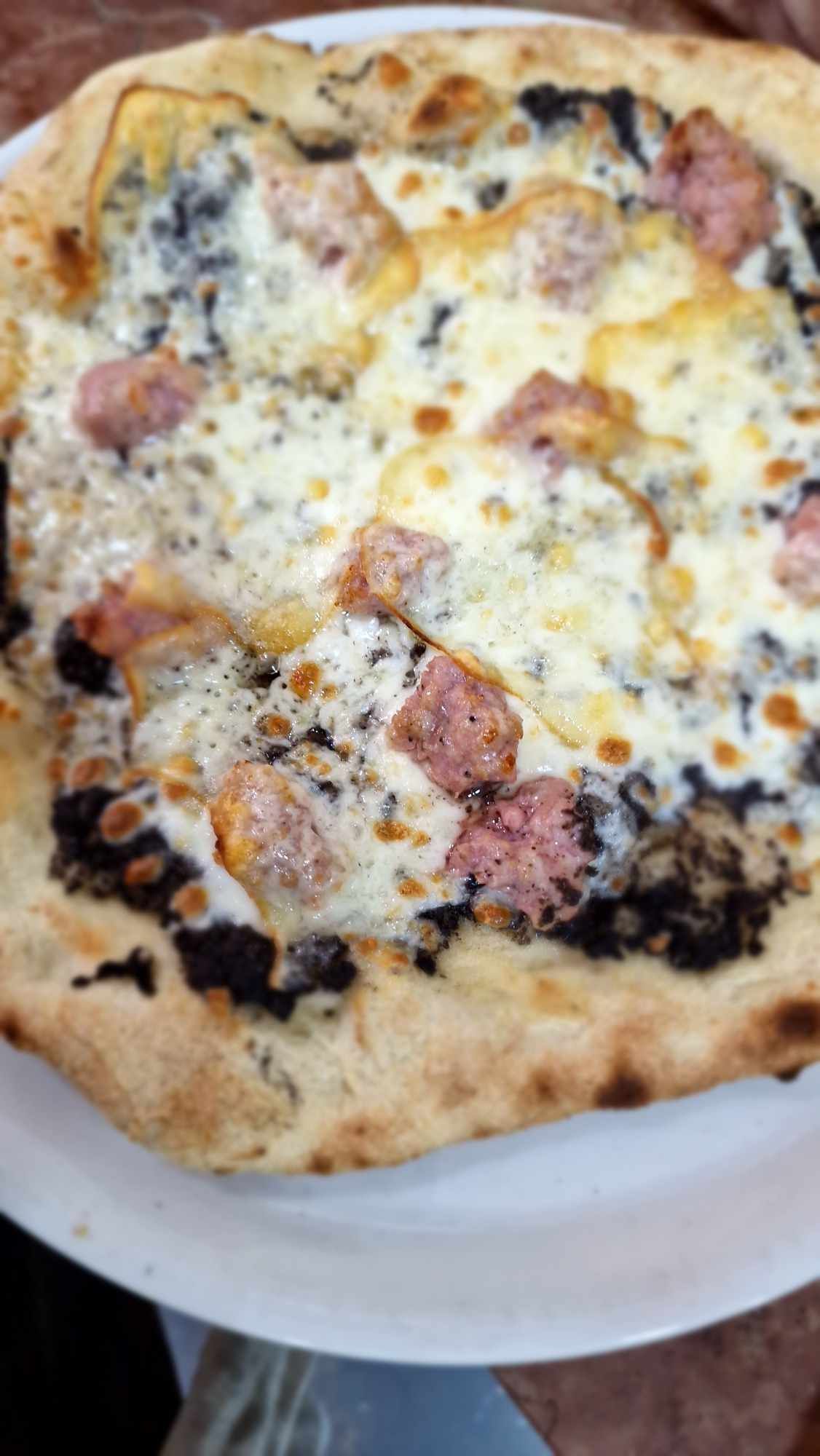 pizza salsiccia